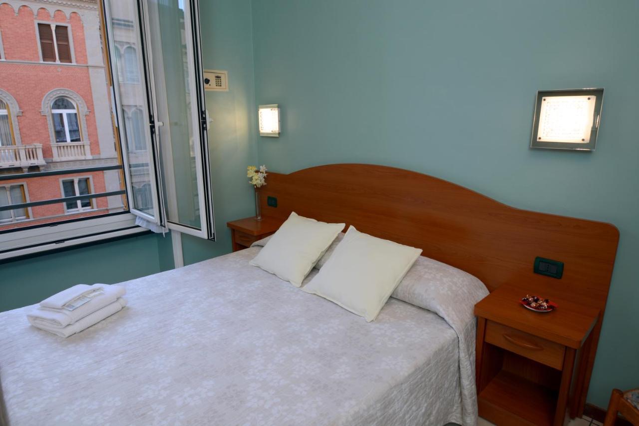 Soana City Rooms Genua Buitenkant foto